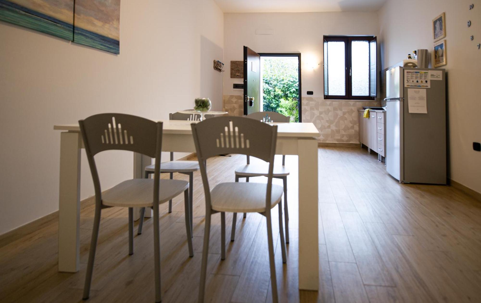 Intero Alloggio, Binario 18 Brindisi Extérieur photo